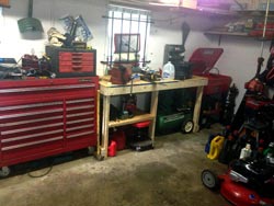 Lawn Mower Repair Shop